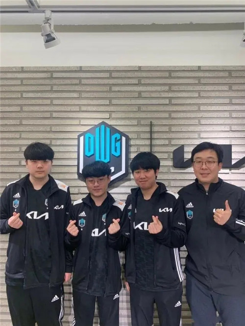 于冯劲高质 于冯劲高质